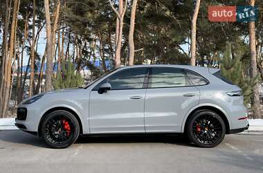 Позашляховик / Кросовер Porsche Cayenne 2018 в 