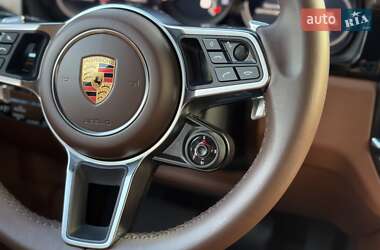 Позашляховик / Кросовер Porsche Cayenne 2018 в 