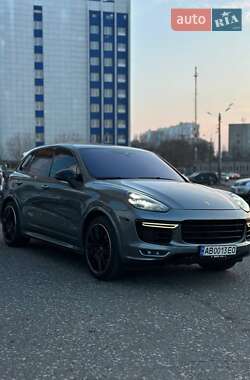 Внедорожник / Кроссовер Porsche Cayenne 2016 в Одессе