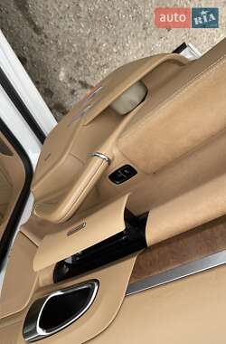 Внедорожник / Кроссовер Porsche Cayenne 2012 в 