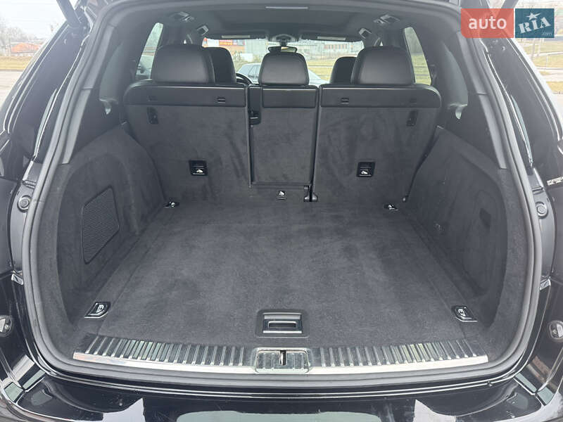 Внедорожник / Кроссовер Porsche Cayenne 2014 в Хмельницком
