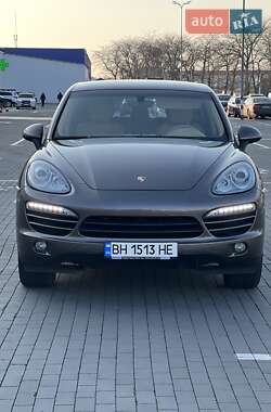 Позашляховик / Кросовер Porsche Cayenne 2013 в Одесі