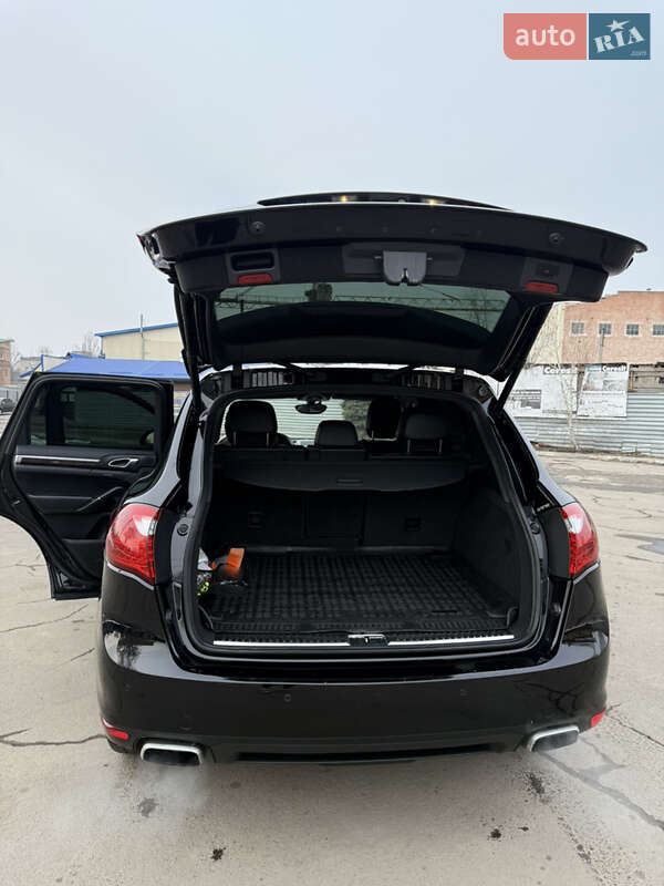 Позашляховик / Кросовер Porsche Cayenne 2012 в Полтаві фото 5 Позашляховик / Кросовер Porsche Cayenne 2012 в Полтаві