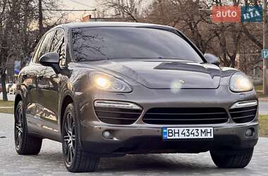 Позашляховик / Кросовер Porsche Cayenne 2011 в 