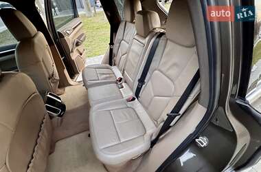 Позашляховик / Кросовер Porsche Cayenne 2011 в 