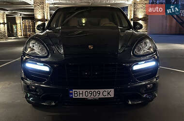 Внедорожник / Кроссовер Porsche Cayenne 2010 в Одессе