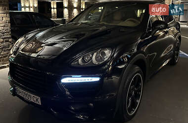 Позашляховик / Кросовер Porsche Cayenne 2010 в Одесі