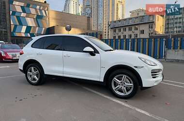 Внедорожник / Кроссовер Porsche Cayenne 2013 в 