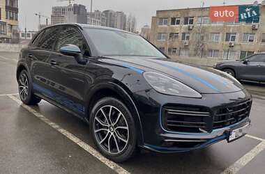 Позашляховик / Кросовер Porsche Cayenne 2019 в Києві