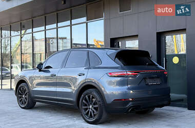 Позашляховик / Кросовер Porsche Cayenne 2019 в 