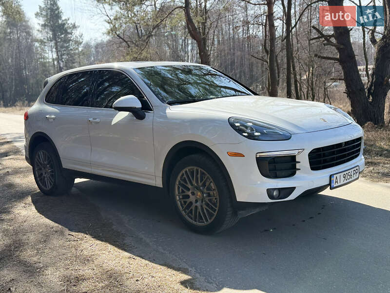 Внедорожник / Кроссовер Porsche Cayenne 2016 в Киеве фото 4 Внедорожник / Кроссовер Porsche Cayenne 2016 в Киеве