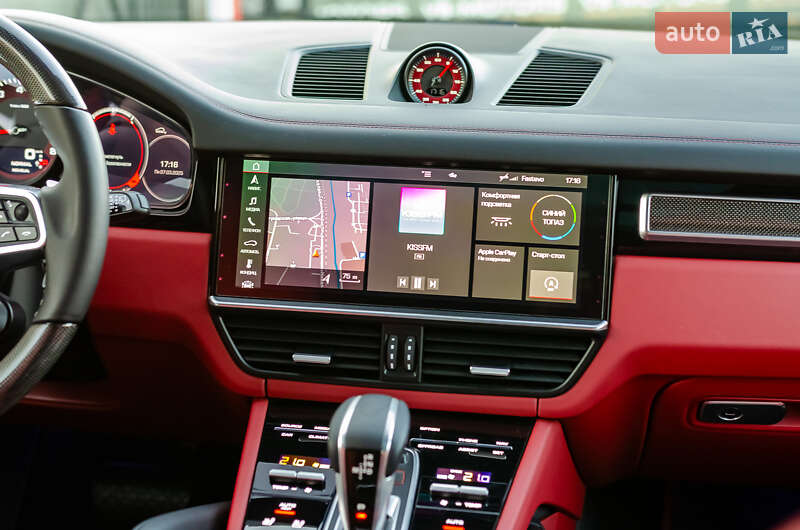 Внедорожник / Кроссовер Porsche Cayenne 2020 в Киеве