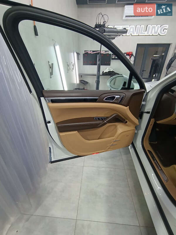 Внедорожник / Кроссовер Porsche Cayenne 2015 в Одессе