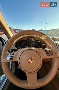 Внедорожник / Кроссовер Porsche Cayenne 2010 в 