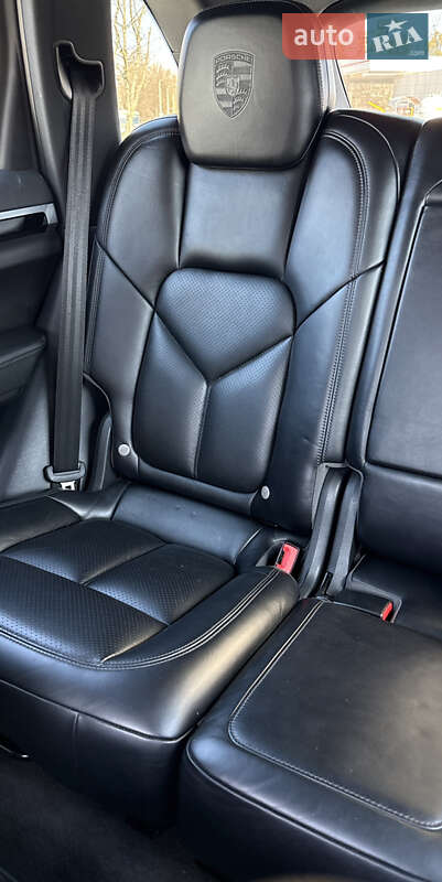 Внедорожник / Кроссовер Porsche Cayenne 2017 в Львове