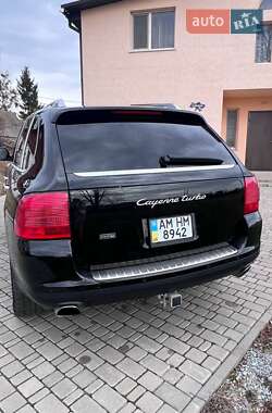 Позашляховик / Кросовер Porsche Cayenne 2005 в 