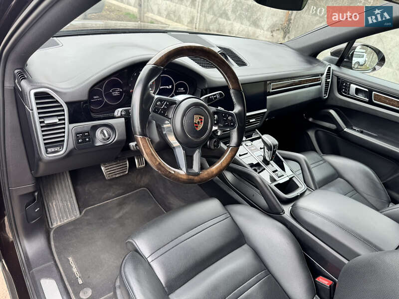 Внедорожник / Кроссовер Porsche Cayenne 2019 в Одессе фото 2 Внедорожник / Кроссовер Porsche Cayenne 2019 в Одессе