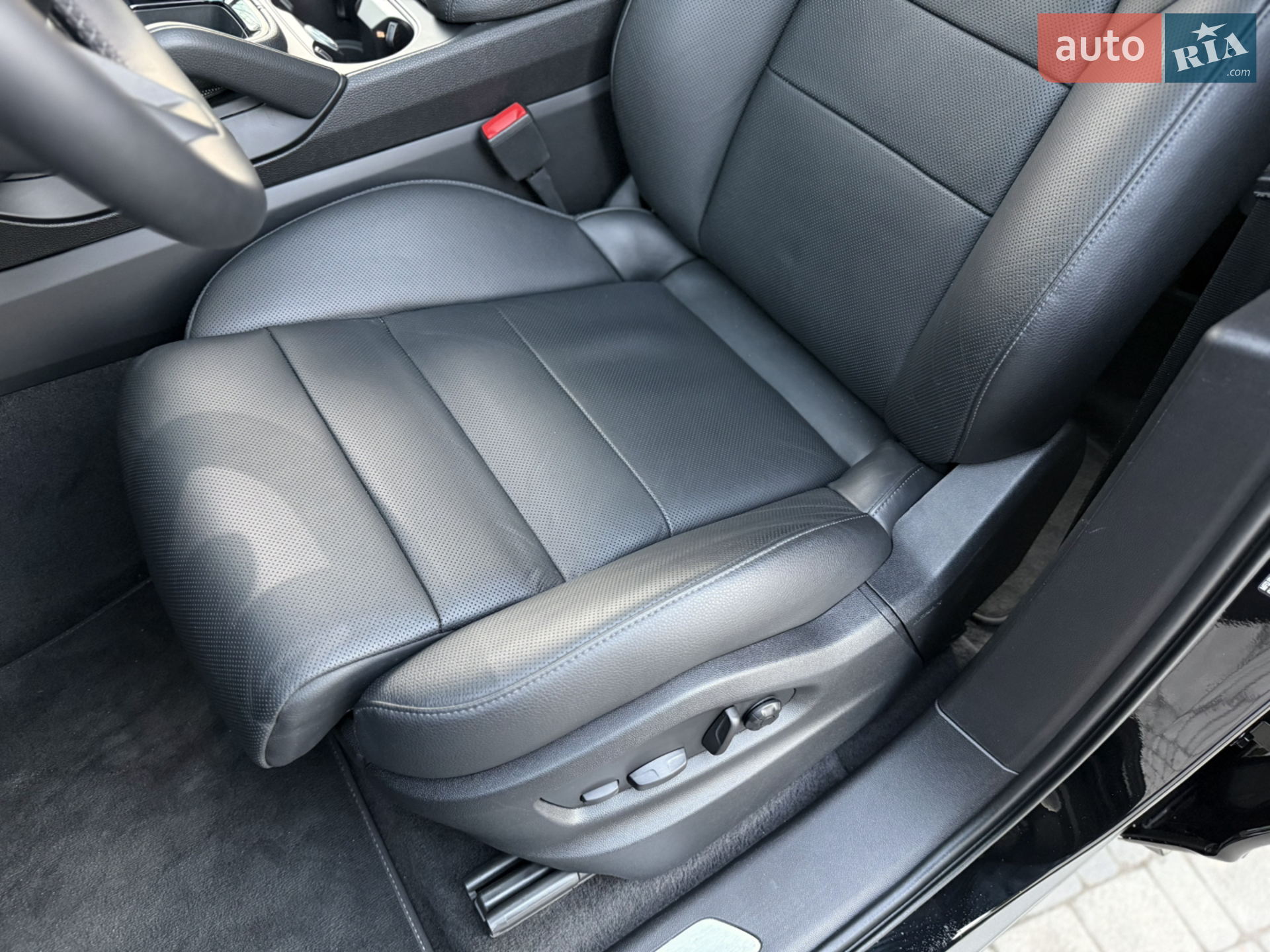 2024 Porsche Cayenne - мініатюра 32