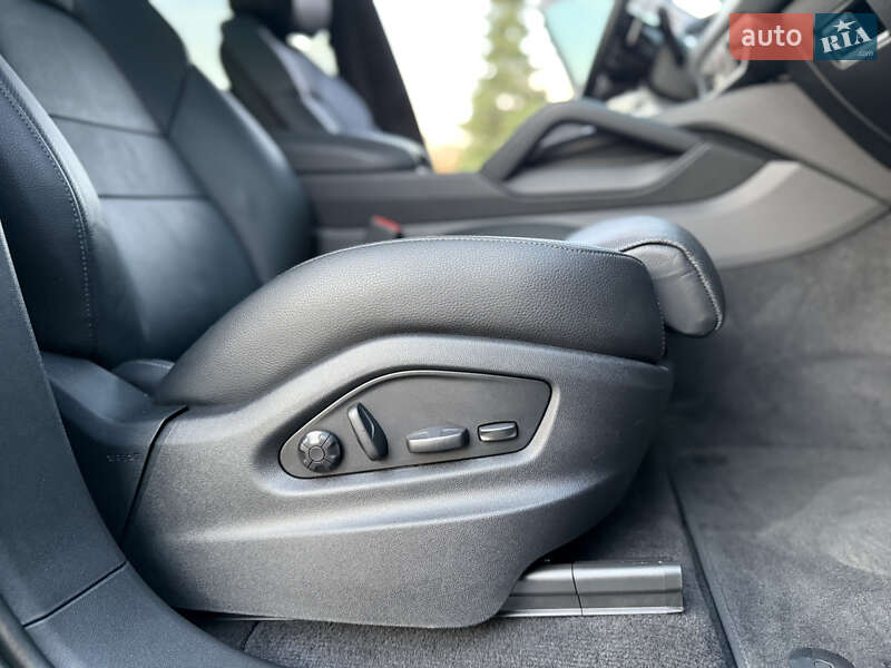 Внедорожник / Кроссовер Porsche Cayenne 2024 в Львове