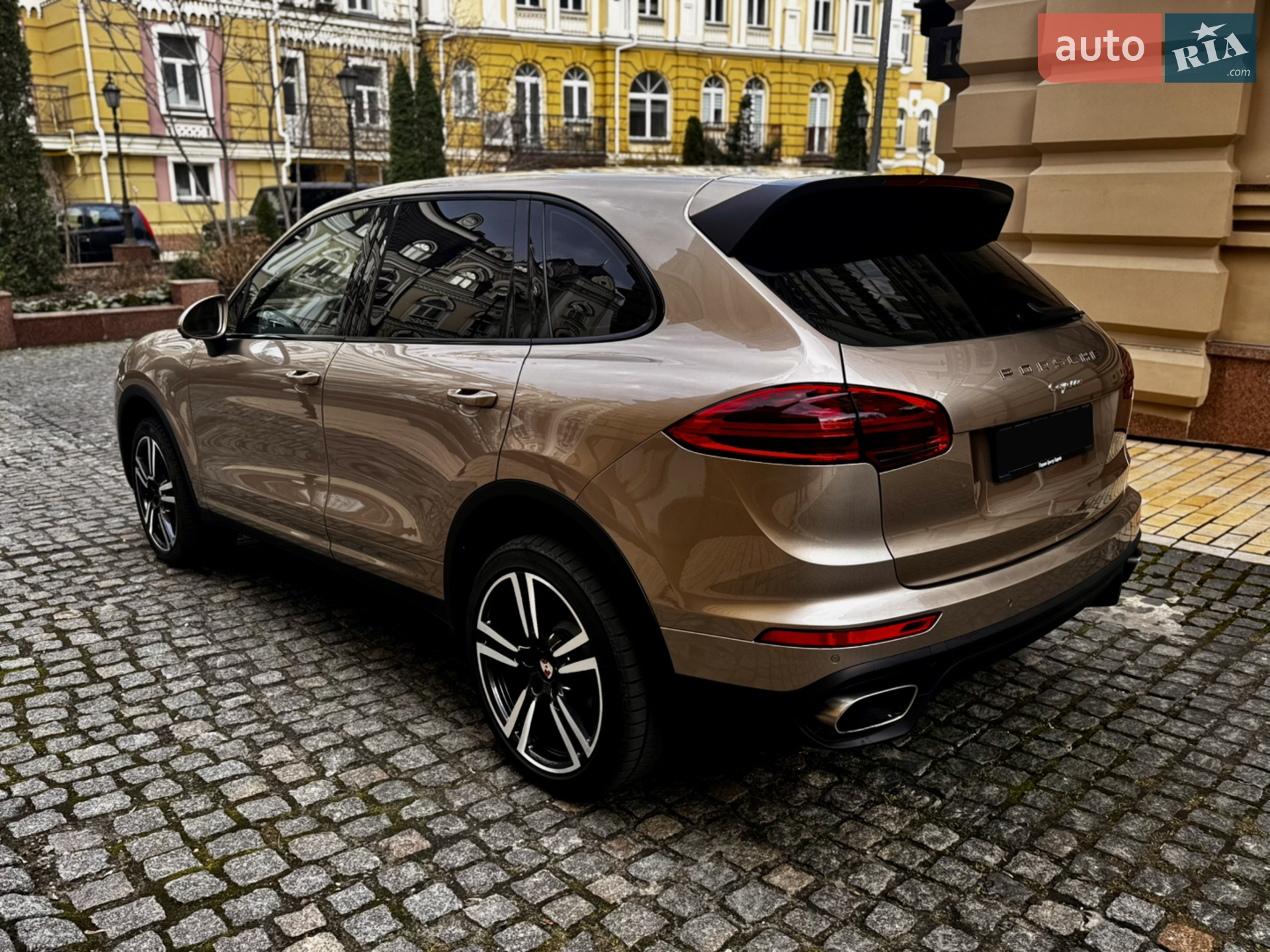 2016 Porsche Cayenne - мініатюра 5