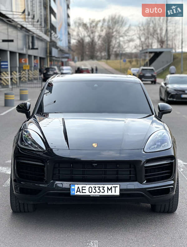 Внедорожник / Кроссовер Porsche Cayenne 2018 в Днепре