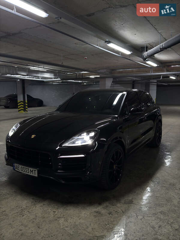 Внедорожник / Кроссовер Porsche Cayenne 2018 в Днепре