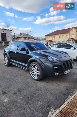Внедорожник / Кроссовер Porsche Cayenne 2004 в 