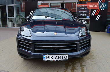 Внедорожник / Кроссовер Porsche Cayenne 2023 в 
