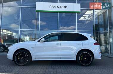Внедорожник / Кроссовер Porsche Cayenne 2017 в Киеве