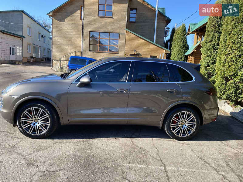 Porsche Cayenne 2013
