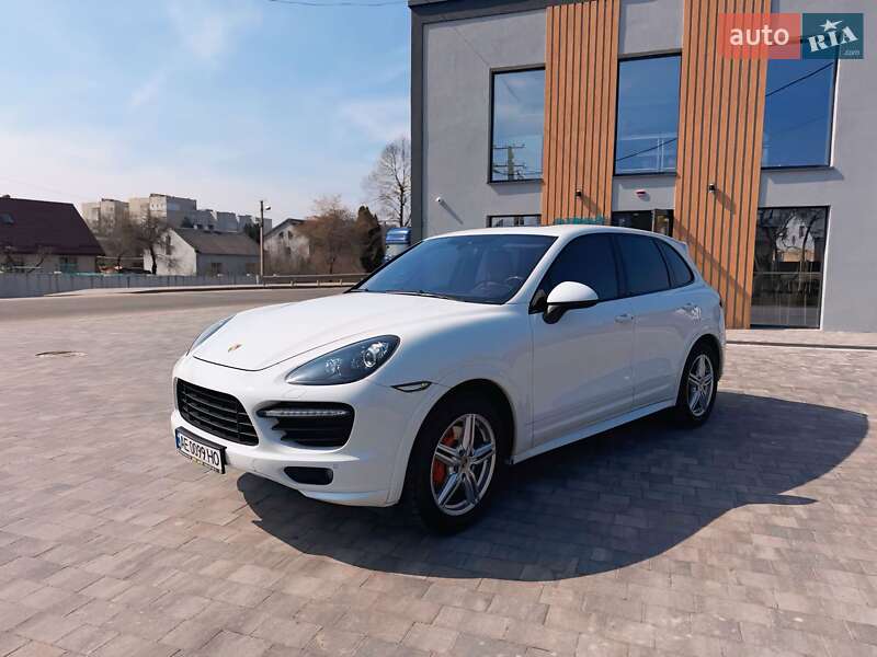 Позашляховик / Кросовер Porsche Cayenne 2013 в Львові