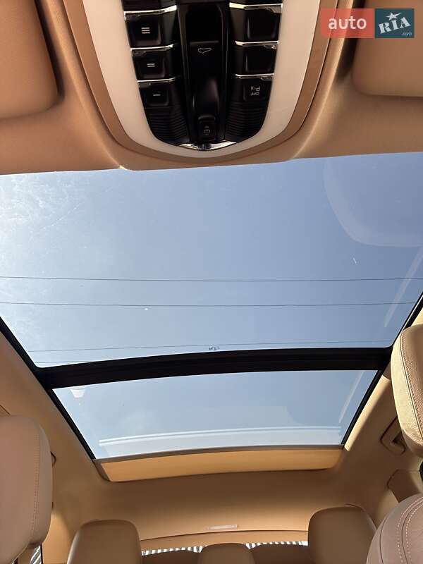 Позашляховик / Кросовер Porsche Cayenne 2014 в Луцьку