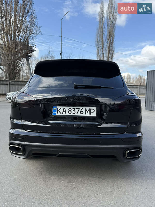 Внедорожник / Кроссовер Porsche Cayenne 2016 в Киеве фото 5 Внедорожник / Кроссовер Porsche Cayenne 2016 в Киеве