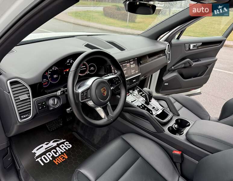 Позашляховик / Кросовер Porsche Cayenne 2020 в Києві