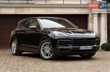 Внедорожник / Кроссовер Porsche Cayenne 2019 в 