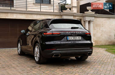 Внедорожник / Кроссовер Porsche Cayenne 2019 в 