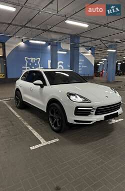 Внедорожник / Кроссовер Porsche Cayenne 2020 в 