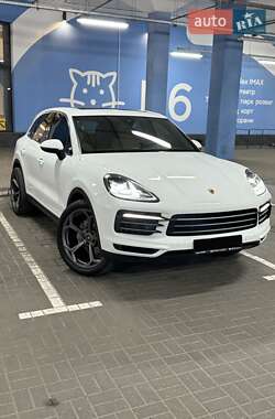 Внедорожник / Кроссовер Porsche Cayenne 2020 в 