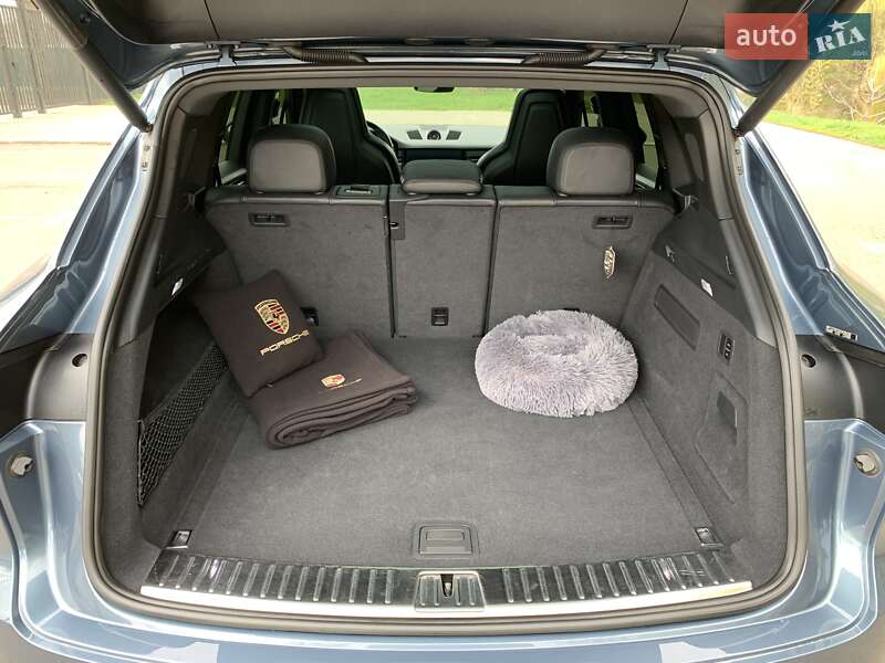 Внедорожник / Кроссовер Porsche Cayenne 2019 в Кривом Роге фото 61 Внедорожник / Кроссовер Porsche Cayenne 2019 в Кривом Роге