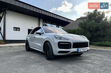 Внедорожник / Кроссовер Porsche Cayenne 2022 в 