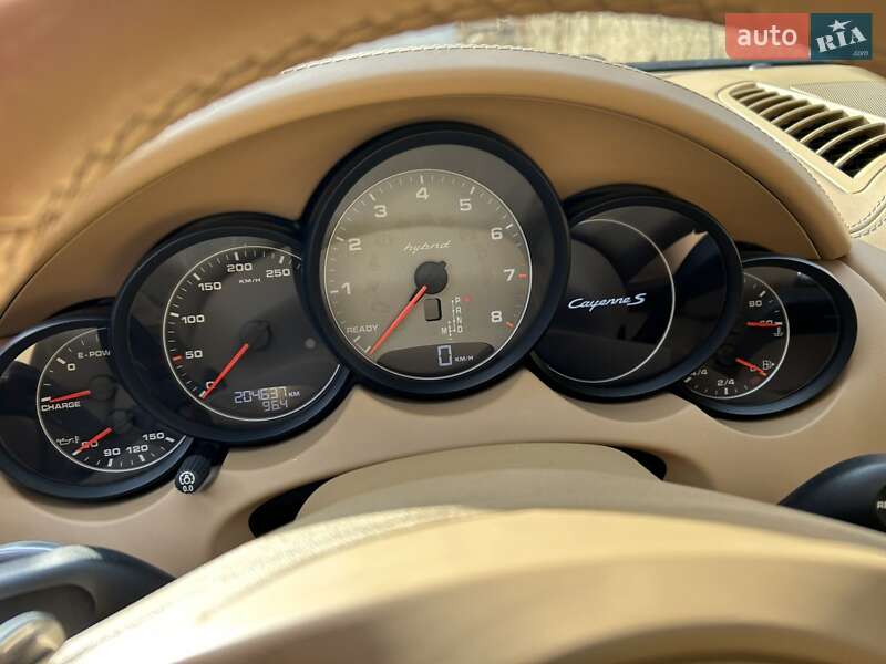 Позашляховик / Кросовер Porsche Cayenne 2012 в Вінниці