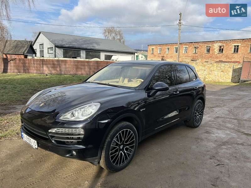 Позашляховик / Кросовер Porsche Cayenne 2012 в Вінниці