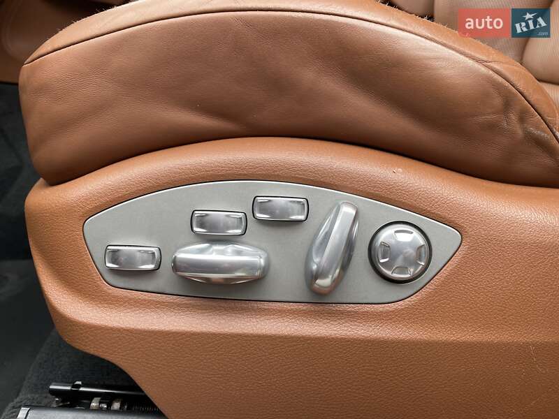 Внедорожник / Кроссовер Porsche Cayenne 2016 в Черкассах