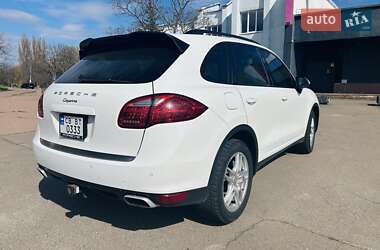 Внедорожник / Кроссовер Porsche Cayenne 2013 в 