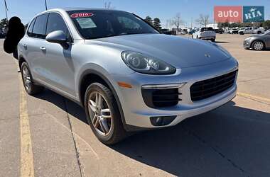 Позашляховик / Кросовер Porsche Cayenne 2015 в Чернівцях