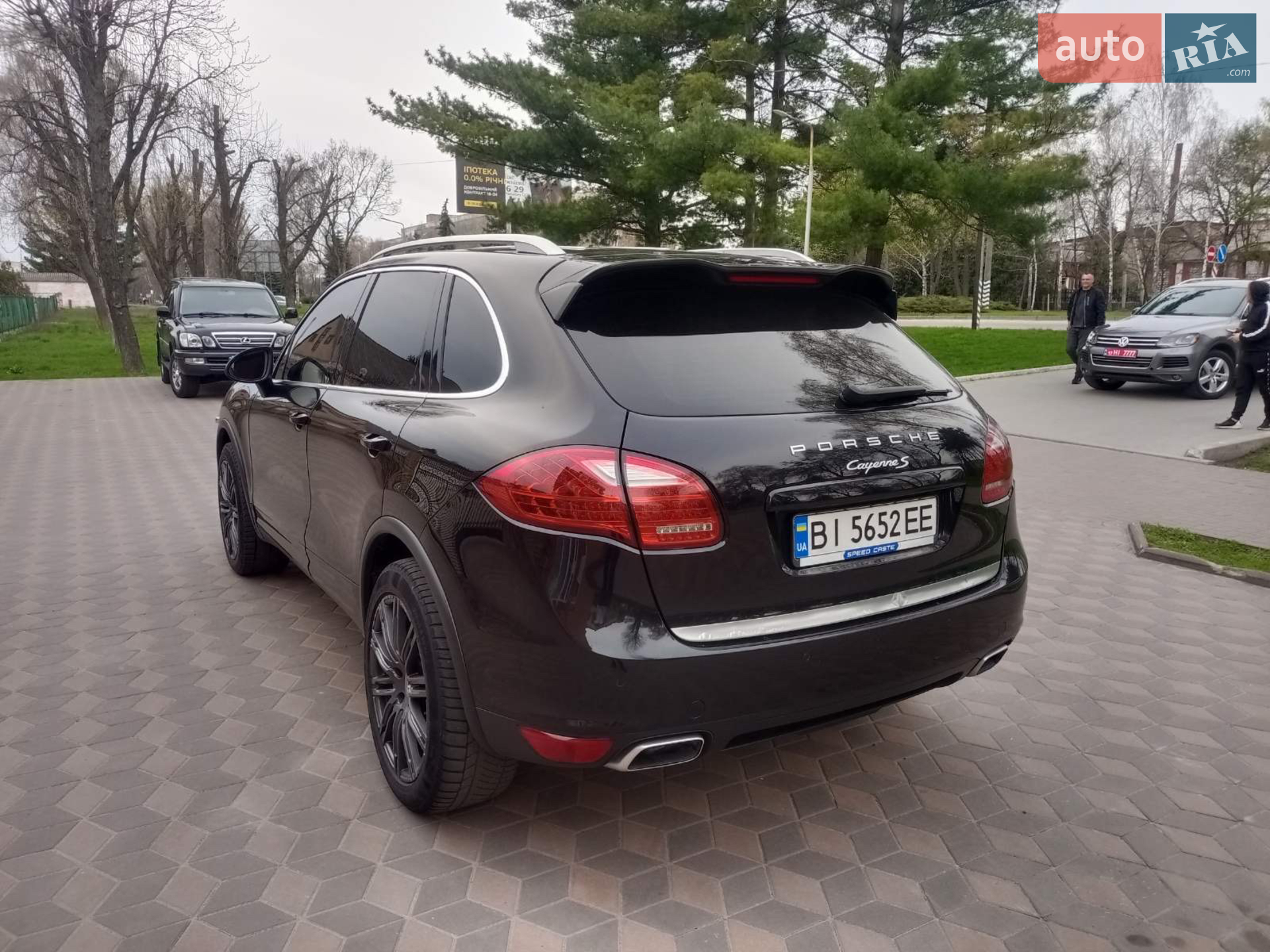 2010 Porsche Cayenne - мініатюра 2