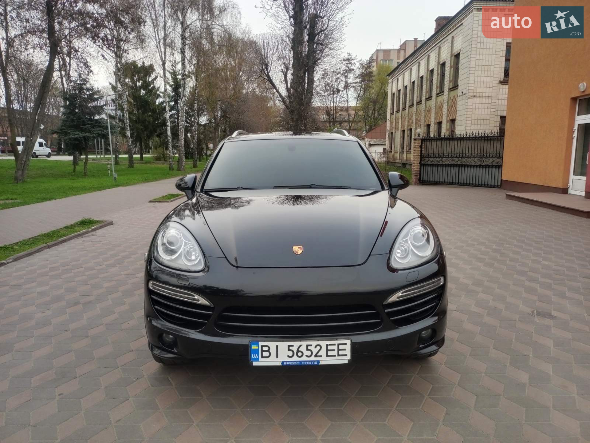 2010 Porsche Cayenne - мініатюра 3
