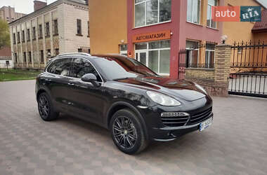 Позашляховик / Кросовер Porsche Cayenne 2010 в 