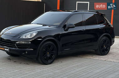 Позашляховик / Кросовер Porsche Cayenne 2012 в 