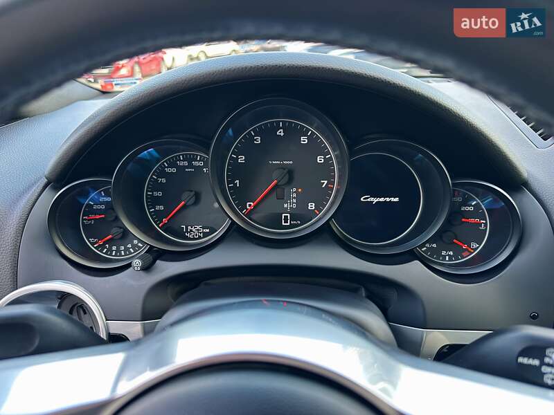 Внедорожник / Кроссовер Porsche Cayenne 2015 в Киеве фото 14 Внедорожник / Кроссовер Porsche Cayenne 2015 в Киеве